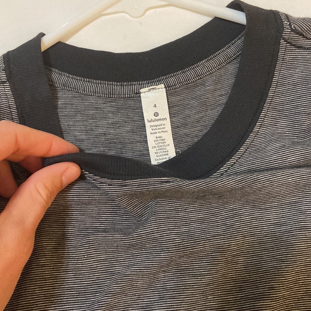Lululemon Top - Picture 3 of 4